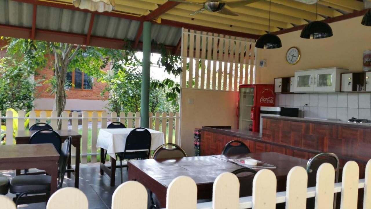 Baan Penny Hotel Phra Nakhon Si Ayutthaya Ngoại thất bức ảnh