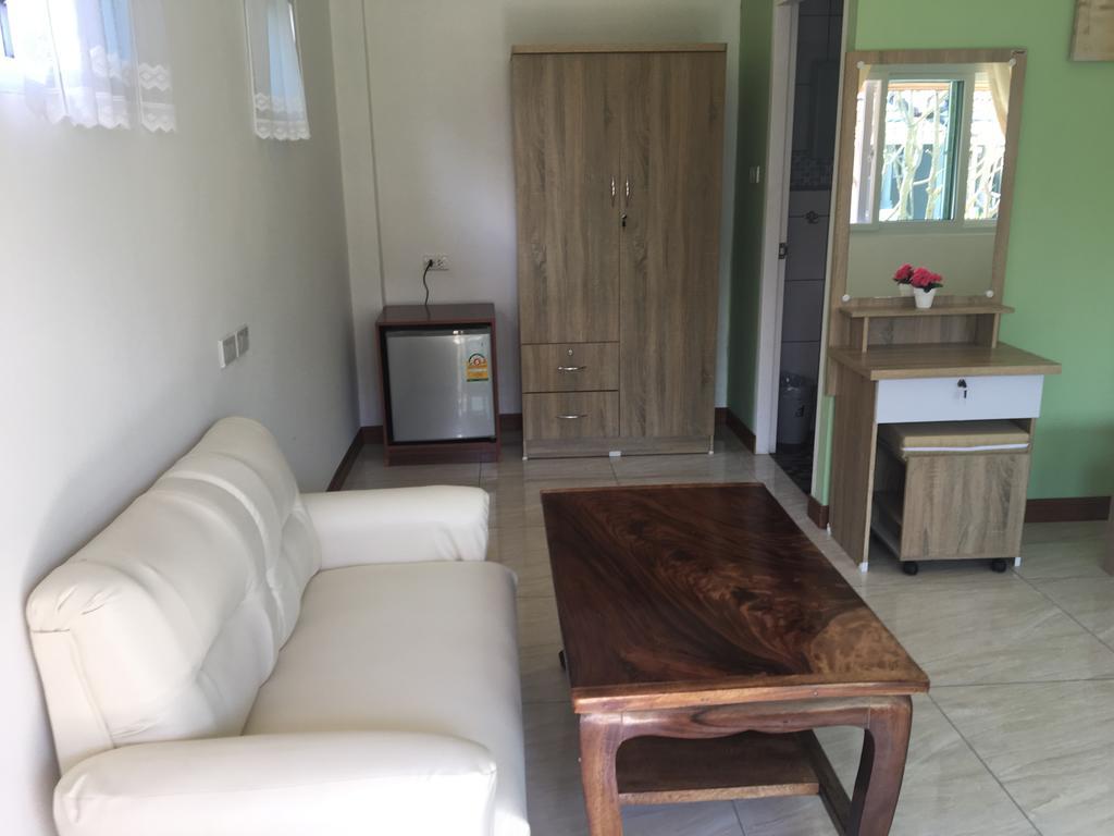 Baan Penny Hotel Phra Nakhon Si Ayutthaya Ngoại thất bức ảnh