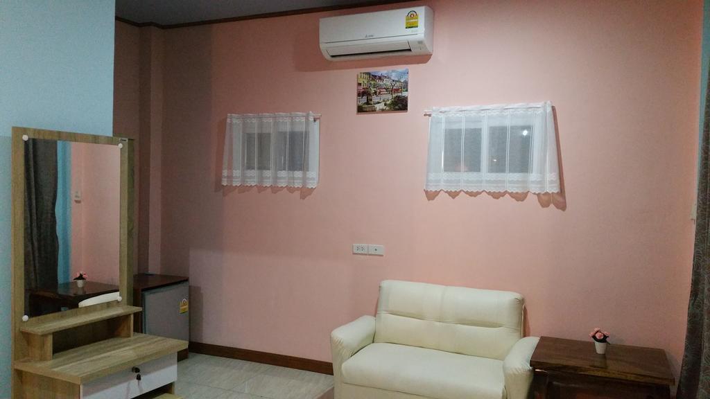 Baan Penny Hotel Phra Nakhon Si Ayutthaya Ngoại thất bức ảnh