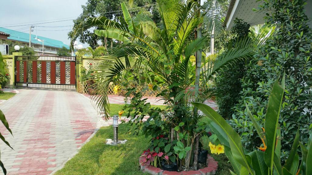 Baan Penny Hotel Phra Nakhon Si Ayutthaya Ngoại thất bức ảnh