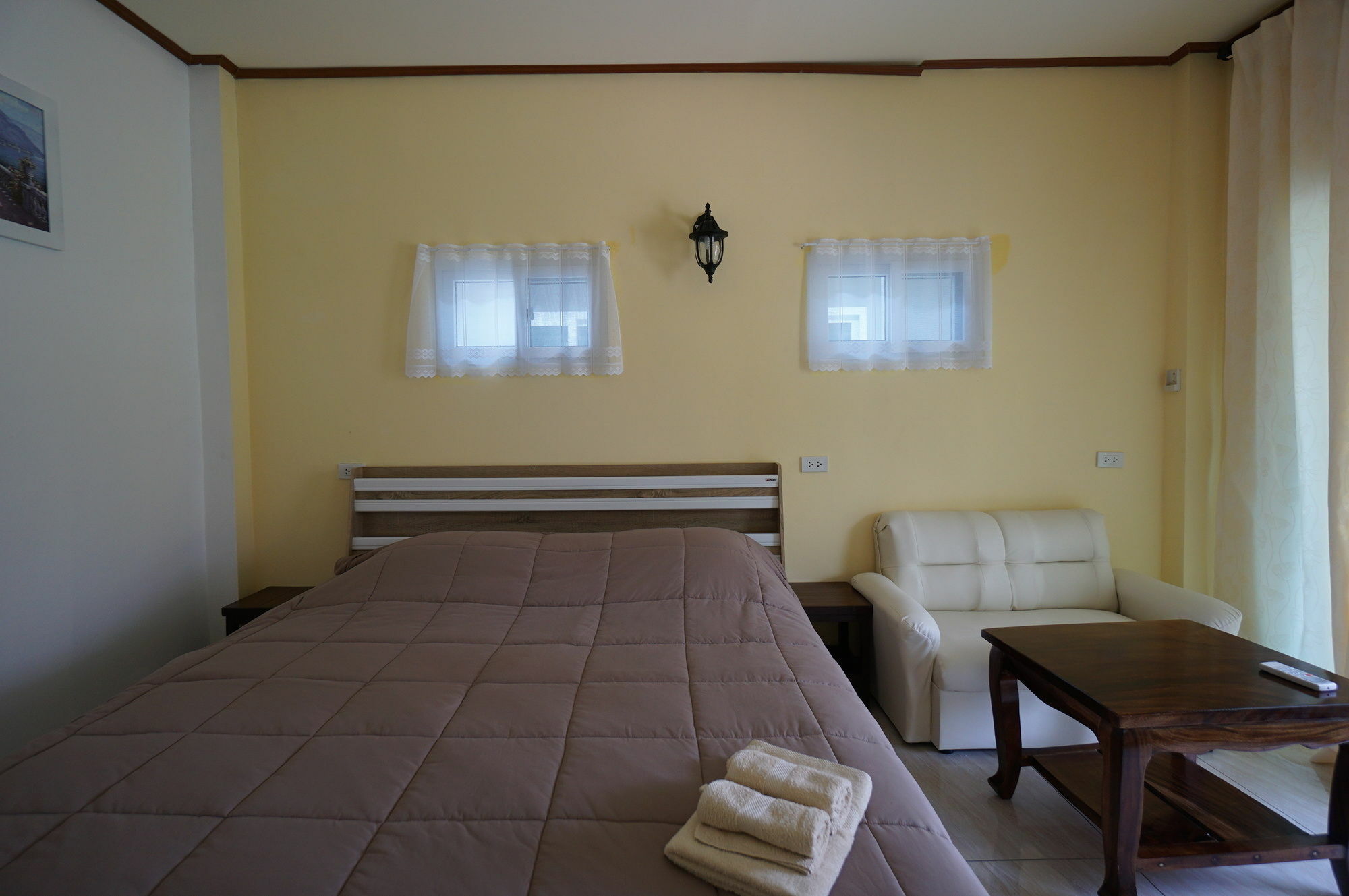 Baan Penny Hotel Phra Nakhon Si Ayutthaya Ngoại thất bức ảnh